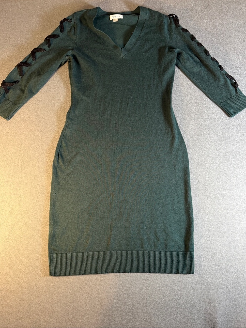 Calvin Klein Dark Green V-Neck Midi Sweater Dress with Lace-Up Sleeves